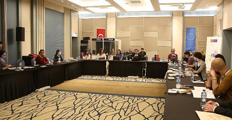 Puruli Kültür Sanat Derneği  Tarafından Yürütülen  “Döngüyü Kırmak: Erişilebilir Sinema”  Projesi Sona Erdi