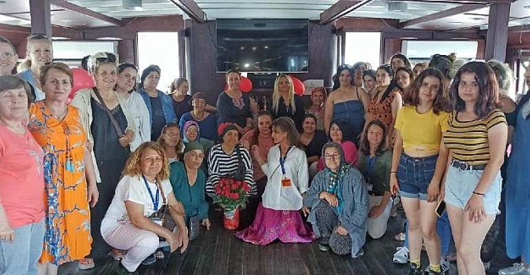Roman kadınlar Körfez turuna katıldı