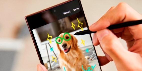 Samsung Galaxy S22 Ultra S Pen ile yapılabileceklerin sınırı yok