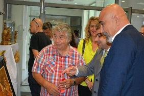 su-urunleri-sanat-eserine-donustu.jpg