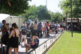 what-a-fest-efes-selcukta-esnafin-yuzunu-guldurdu.jpg