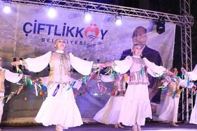 yafem-ruzgari-ciftlikkoyde-esti.jpg