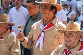yesilcam-vokal-grubu-gultepelilere-unutulmaz-bir-eglence-yasatti.jpg