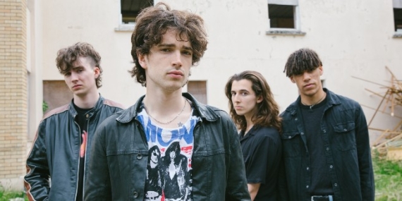 Yılın en iddialı konseri için geri sayım başladı:  Arctic Monkeys 9 ve 10 Ağustos’ta Zorlu PSM’de!