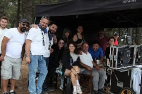 yilin-komedi-filmi-filme-gel-canakkale-de-motor-dedi.jpg