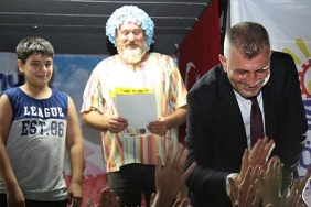 yuzbasilarda-cocuklar-doyasiya-eglendi.jpg