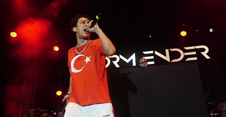 30 Ağustos Avcılar’da Coşkuyla Kutlandı