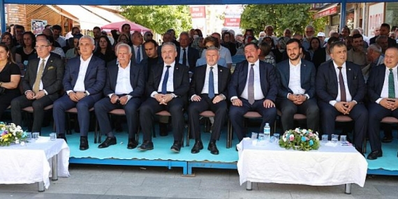 34. Uluslararası Taşköprü Kültür ve Sarımsak Festivali’ne coşkulu açılış