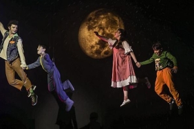 akbank-sanat-ve-zorlu-psmden-akbank-cocuk-tiyatrosunun-50-yilina-ozel-is-birligi-peter-pan-ve-varolmayan-ulke-muzikali.jpg