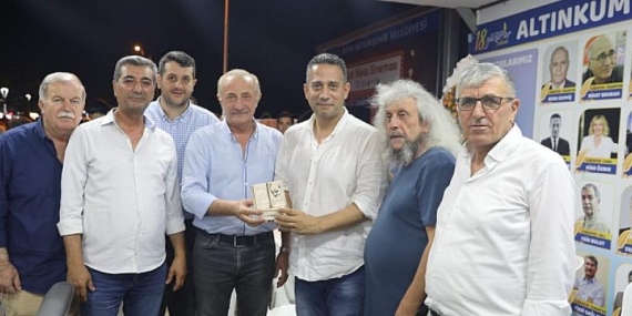 Altınkum Yazarlar Festivali Usta Kalemlerin Katılımıyla Sürüyor