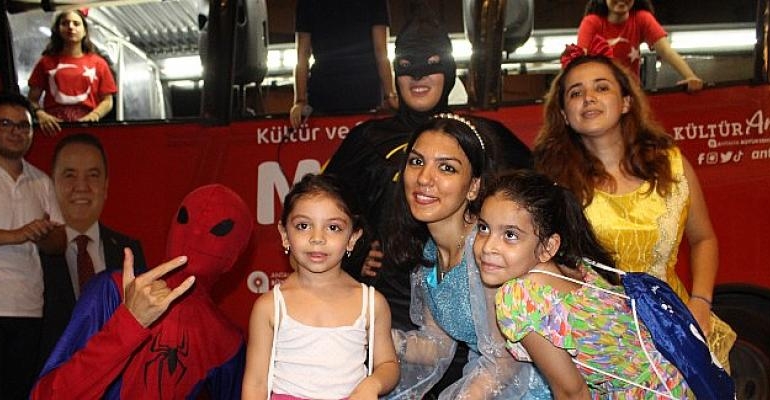 Antalya Büyükşehir Belediyesi Gençlik Meclisi Manavgat’ta