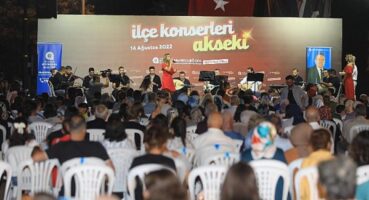 Antalya Büyükşehir’in ilçe konserleri coşkuyla devam ediyor