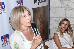 ayse-kulin-dogdum-kizdim-ile-urlada-okurlariyla-bulustu.jpg