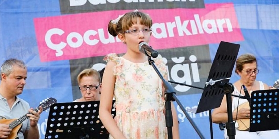 Bayraklılı çocuklar bu şenliği çok sevdi