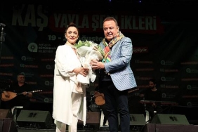 belkis-akkale-gombe-yaylasini-turkulerle-costurdu.jpg