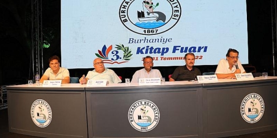 Burhaniye Kitap Fuarı Görkemli Şölenle Sona Erdi