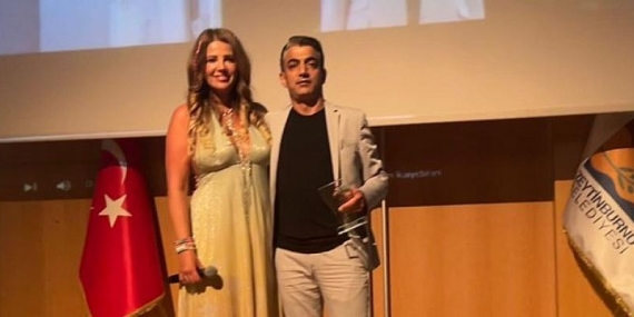 Engelliler’den İbrahim Bağış’a Ödül