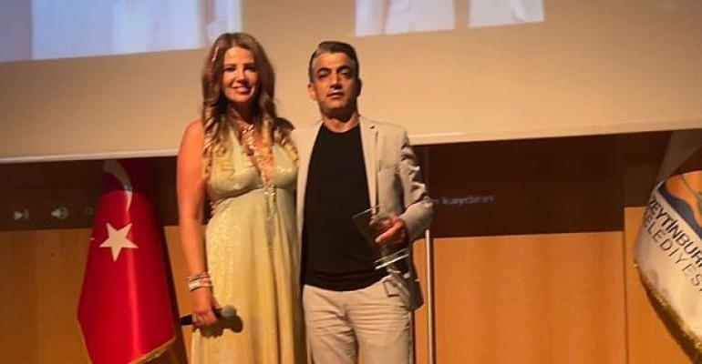 Engelliler’den İbrahim Bağış’a Ödül