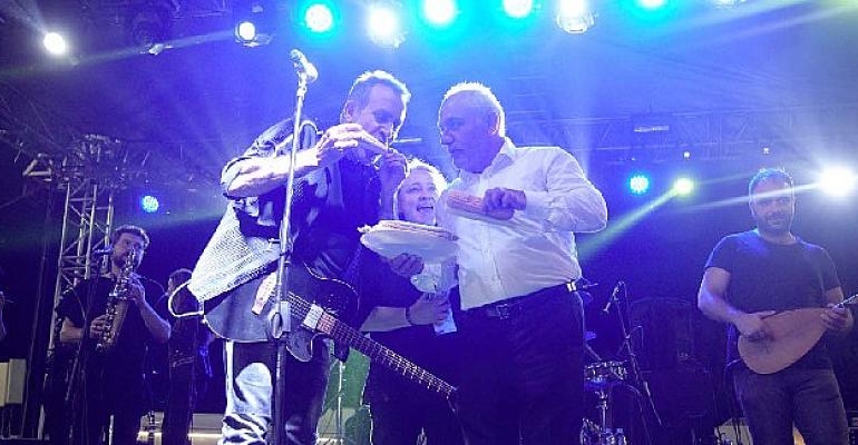 Haluk Levent’ten şenlikte Şevketiye’ye özel beste