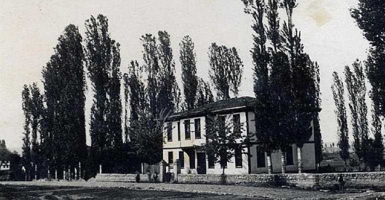 İnegöl’ün Asırlık Okuluna Özel Sergi Düzenlenecek