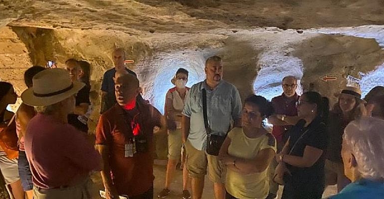 İspanya’dan Gelen Grup Tarihi Kayaşehir’i Gezdi