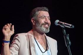 jolly-joker-harbiye-yaz-konserlerinde-sahne-hakan-altunundu.jpg