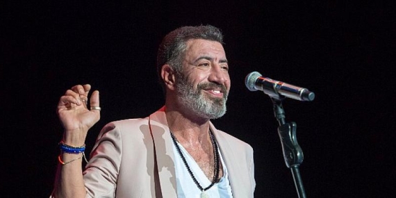 Jolly Joker Harbiye Yaz Konserlerinde Sahne Hakan Altun’undu