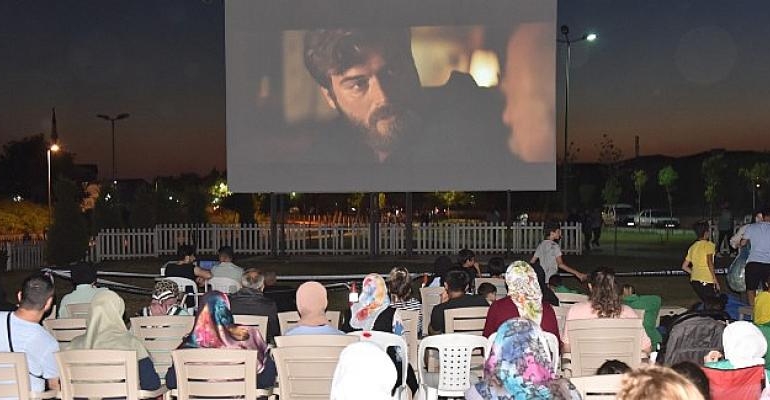 Kartepe’de “Hadi be Oğlum” Büyük İlgi Gördü