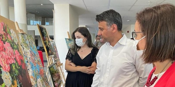 Kızılay Kartal Huzurevi Sakinlerinin El Sanatları Sergisi Açıldı