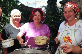 kosedere-uzum-festivali-icin-geri-sayim-basladi.jpg