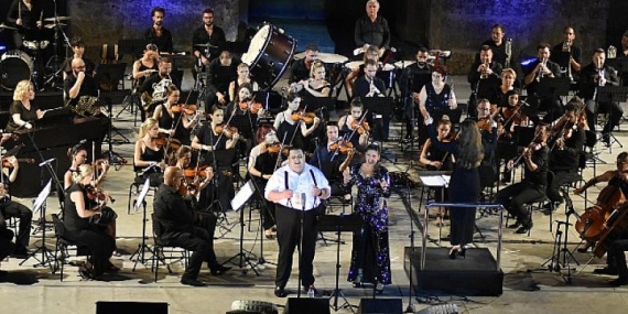 Limak Filarmoni Orkestrası’ndan Sokak Hayvanları yararına Aspendos’ta unutulmaz konser