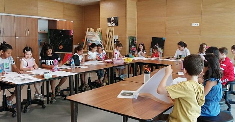 Muğla Büyükşehir Çocukları Sanat ile Buluşturuyor