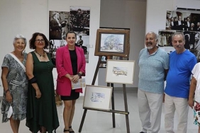 nejat-orhan-sulu-boya-sergisi-didimli-sanatseverlerle-bulustu.jpg