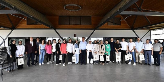 Osmangazi’nin kütüphaneleri ile üniversiteyi kazandılar