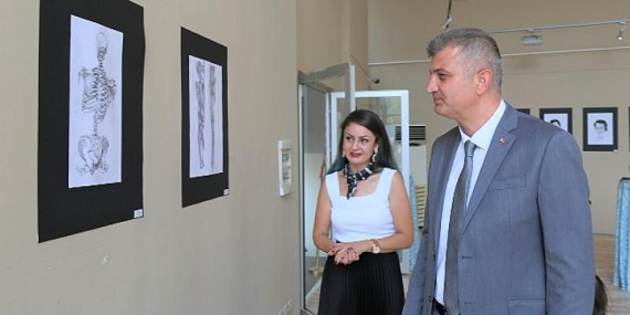 Resim Tutkusu Gölcük Belediyesi’nin Desteğiyle Sergiye Dönüştü