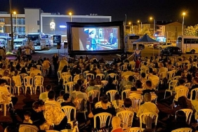 saray-belediyesinden-acik-havada-sinema-keyfi.jpg