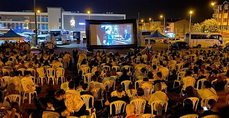 Saray Belediyesi’nden açık havada sinema keyfi