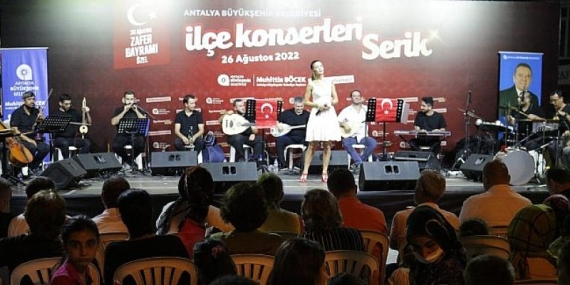 Serik’te Zafer Bayramı konseri
