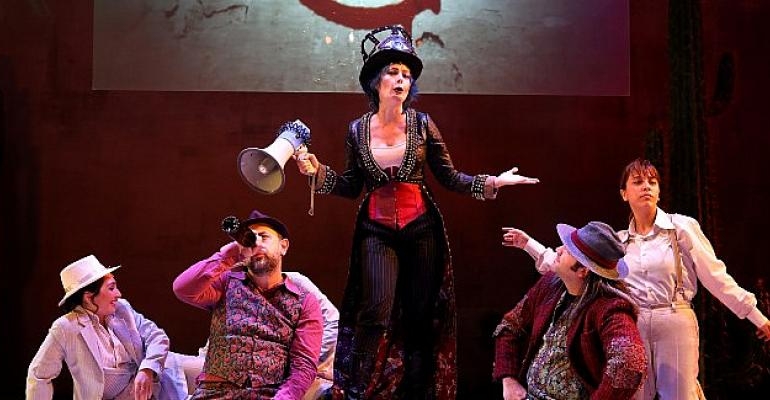 Shakespeare’in En Beğenilen Romantik Komedyası  12. Gece Açık Hava Yaz Oyunları’nda