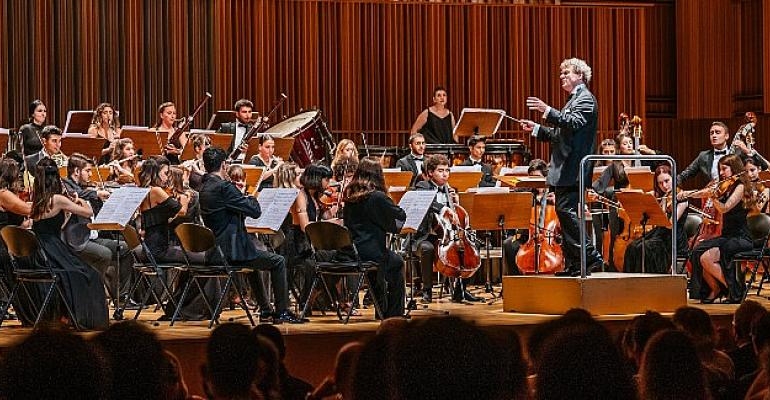 Türkiye Gençlik Filarmoni Orkestrası Avrupa Turnesi İçin Yola Çıktı