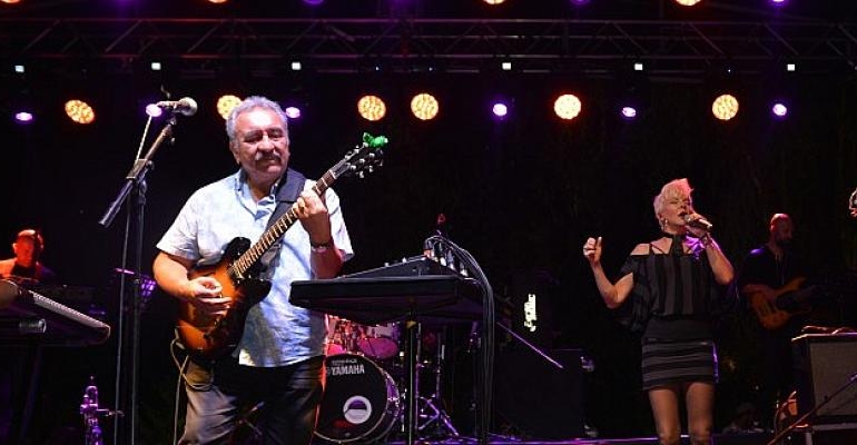 Ümit Besen ve Pamela’ya Başkentte Sevgi Seli
