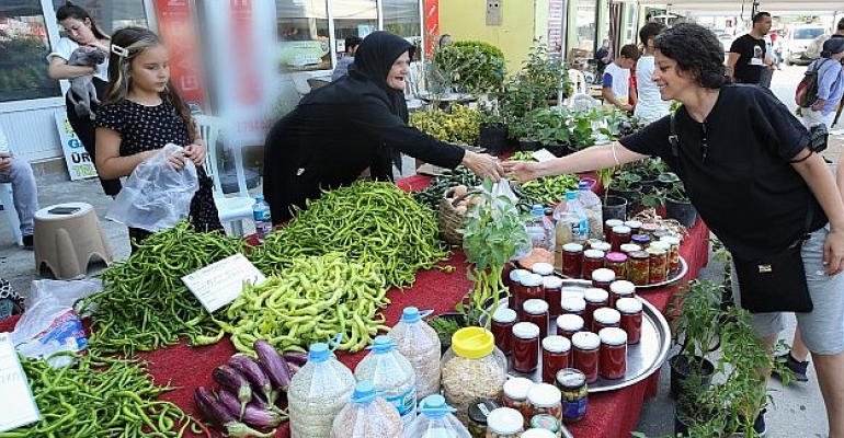 Ürünlü’de biberin binbir çeşit lezzeti yarıştı