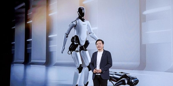 Xiaomi, Bağlantılı Yaşamın Sınırlarını Araştıran İnsansı Robotu CyberOne’ı tanıttı
