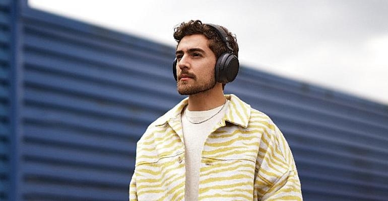 Yeni Sennheiser MOMENTUM 4 Wireless: Üstün ses ve olağanüstü konfor arasındaki mükemmel denge