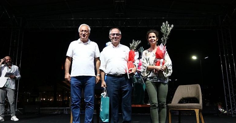 29. Uluslararası Gemlik Zeytini Festivali’nde tarih rüzgârları esti