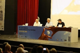 altin-kozada-sinemada-siir-soylesisi.jpg