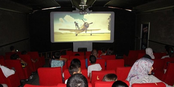 Altın Portakal Sinema Tırı vatandaşları beyaz perdeyle buluşturuyor