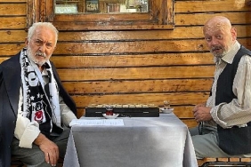 askin-saati-1903-filmi-sete-cikti.jpg