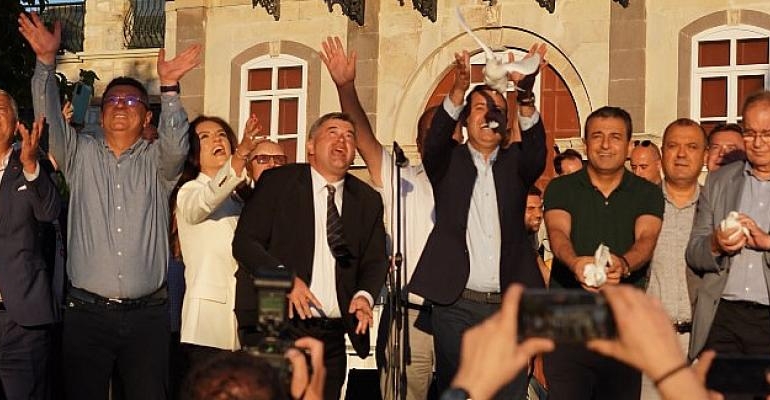 Başkan Oran, Uluslararası Çeşme Müzik Festivali’ni yeniden hayata geçirdi