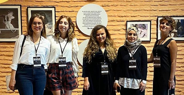 Bir Adım Var Vakfı’nın desteklediği 10 genç kadın sanatçı BASE İstanbul’da